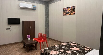 Shiv Swagat Hotel and Veg Restaurant Room Type - Double Room with Private Bathroom