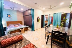 Manisha Service Apartment