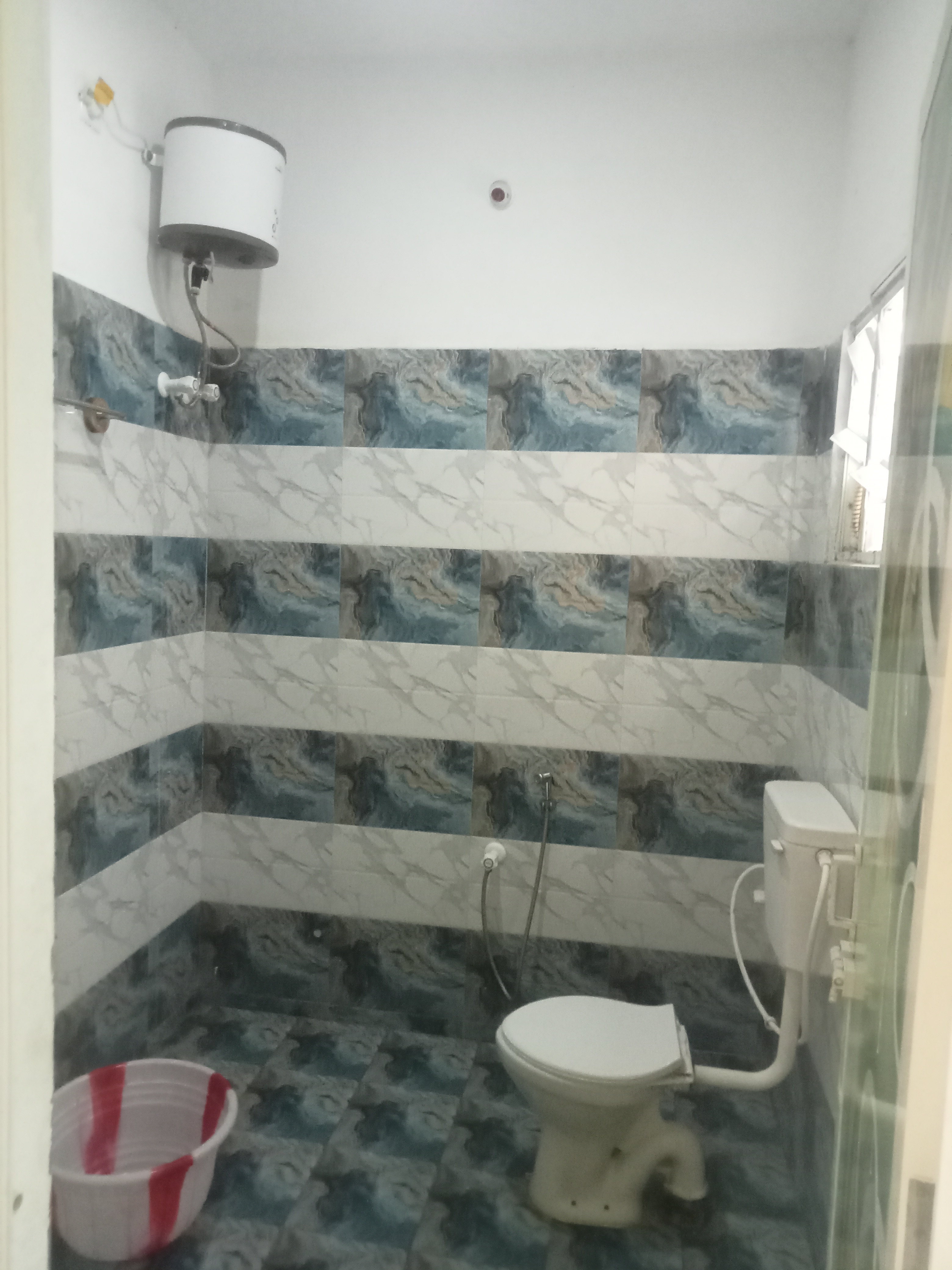 Hotel Senthooran Residency - Tap to explore photos