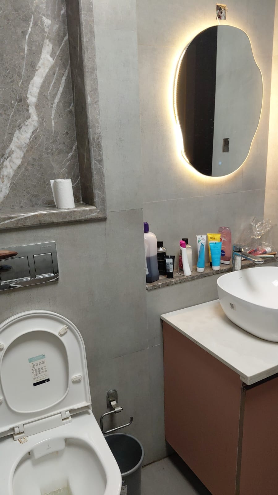 Cozy  Halfday Stay At Supernova Noida - Tap to explore photos