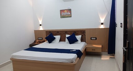 Hotel SunFort Room Type - Deluxe Room King Bed (AC)