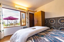 Oliver's Nest | 1 Room GF |Peaceful by Homeyhuts