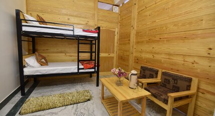 BALBIR NIWAS GUESTHOUSE Room Type - TULIP2X-BUNK BED Shared Non Ac shared bathroom