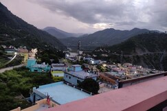 NAYAR VALLEY HOMSTAY