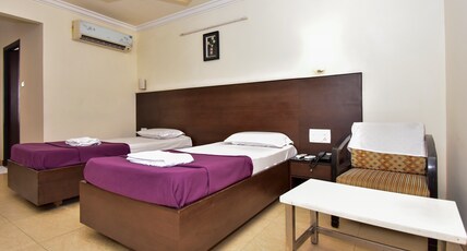 Hotel Aditya Palace Room Type - Double Delux Non Ac