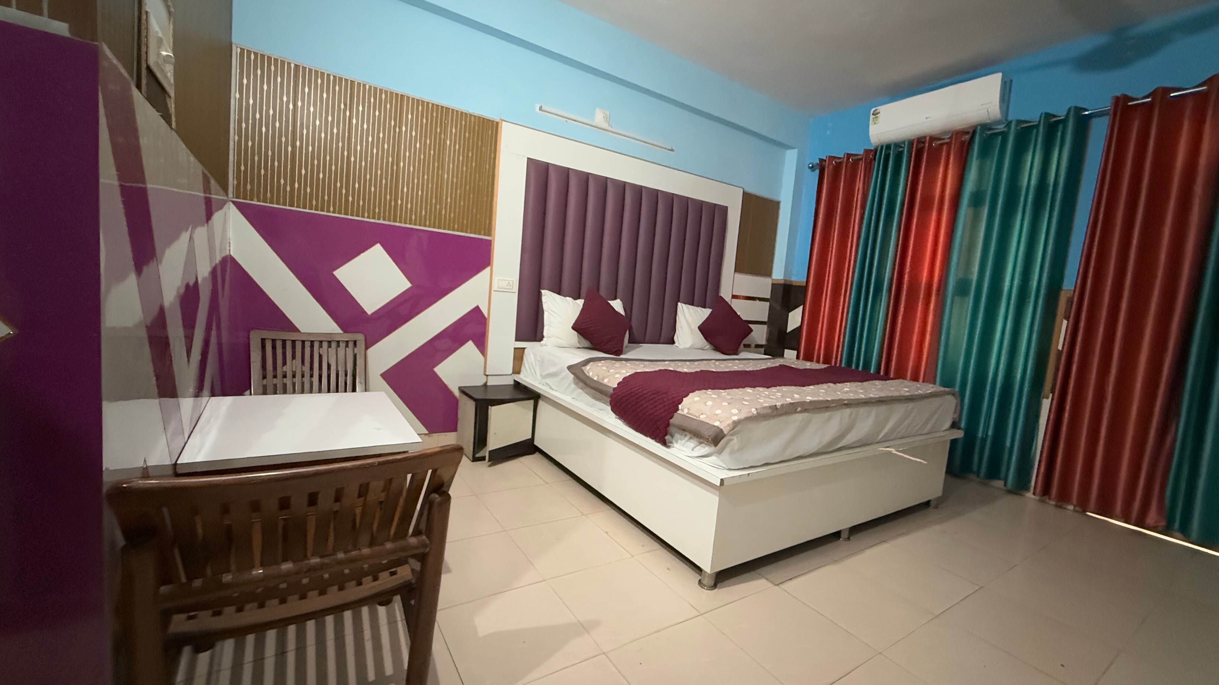Hotel Vishwamitra  - Tap to explore photos