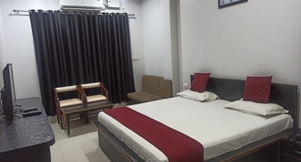 Hotel Omkar Room Type - Standard Ac Room With Free Wi-Fi