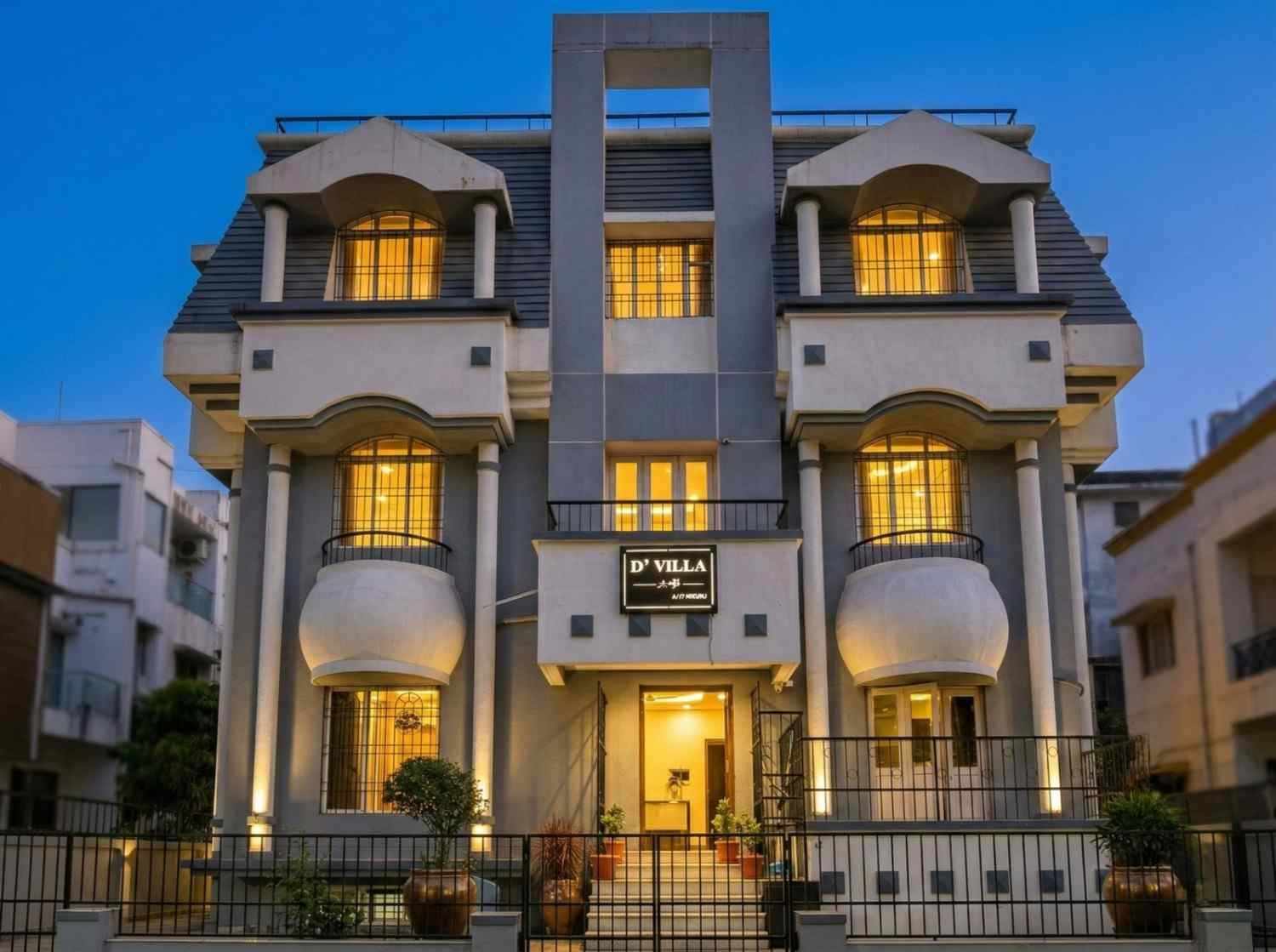 D villa - Tap to explore photos