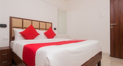 Hotel O Grand Plaza Room Type - Classic