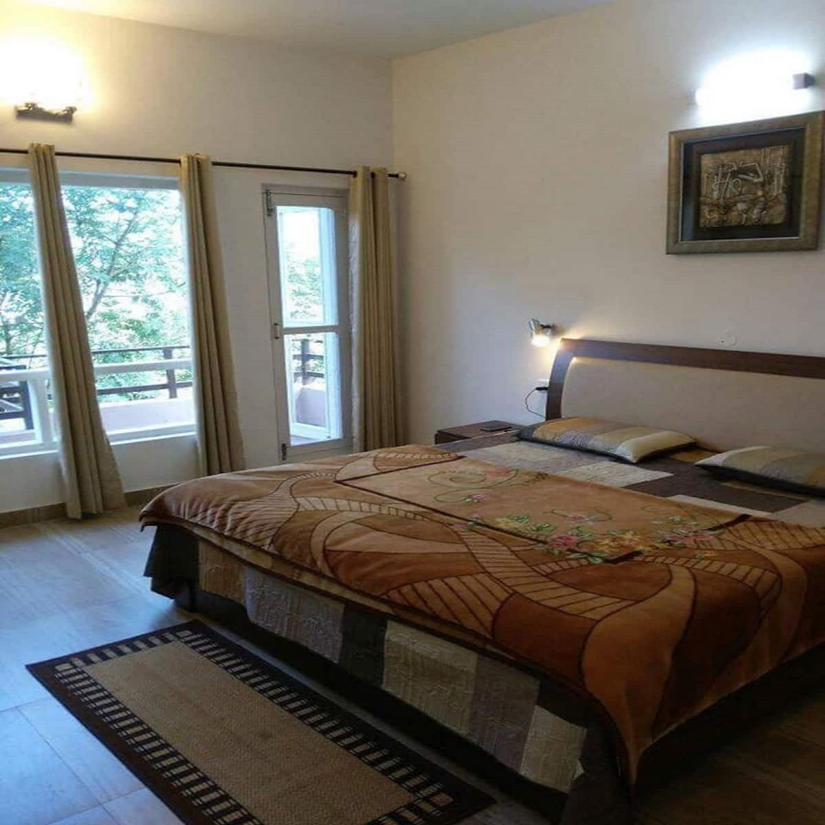 Bulbul Royal Nest Homestay - Tap to explore photos