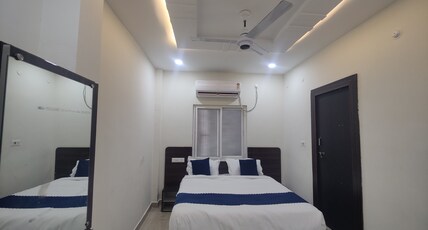HOTEL O SHRI KRISHNA GRAND Room Type - Classic