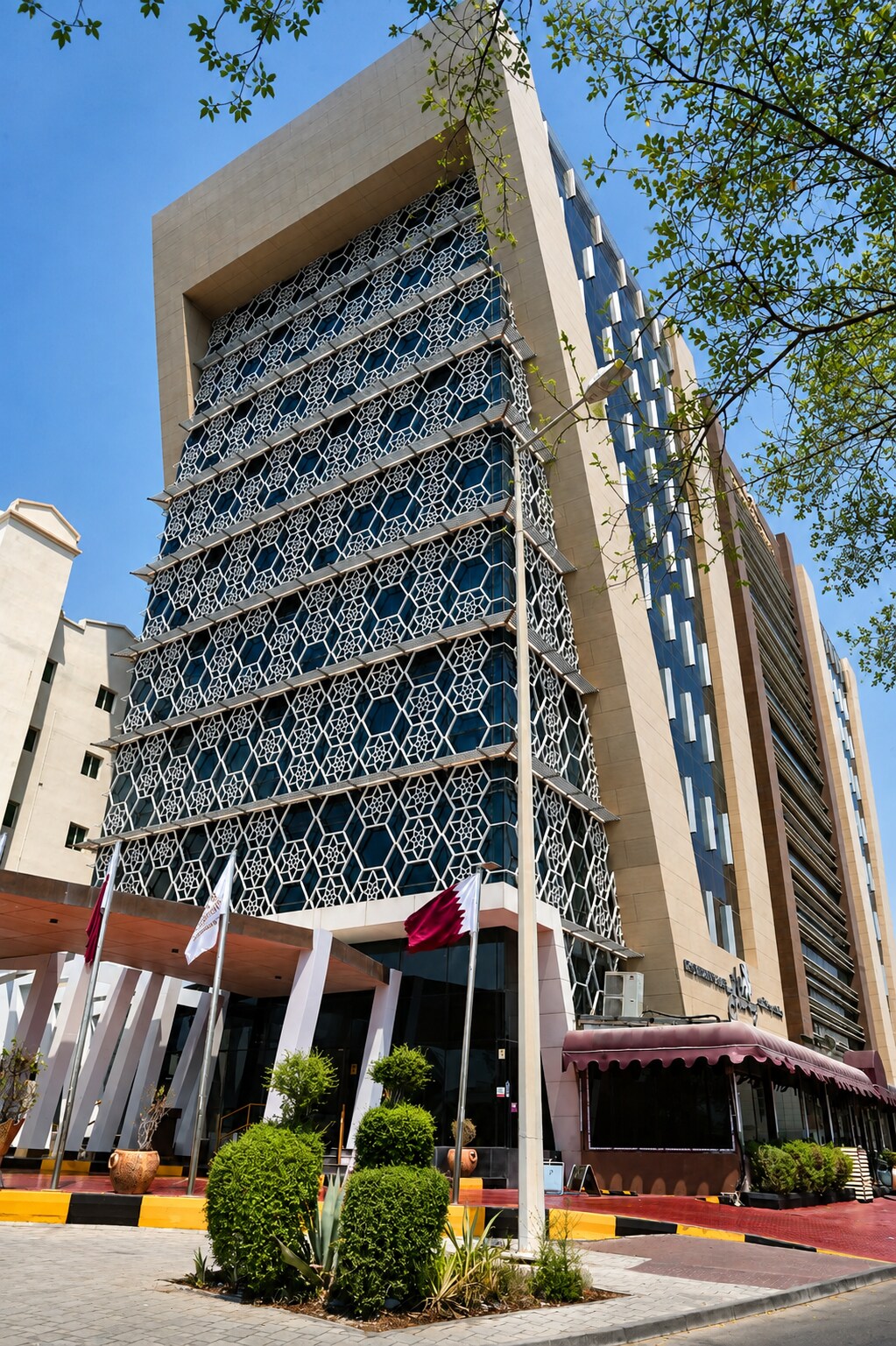 Al Mansour Suites Hotel - Tap to explore photos