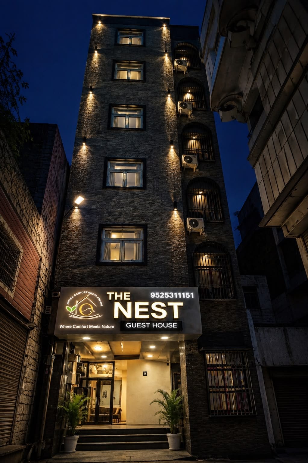 The Nest Guest House Varanasi - Tap to explore photos