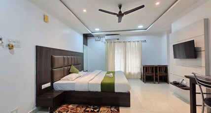 INDIRA LODGE Room Type - Deluxe Room with Balcony