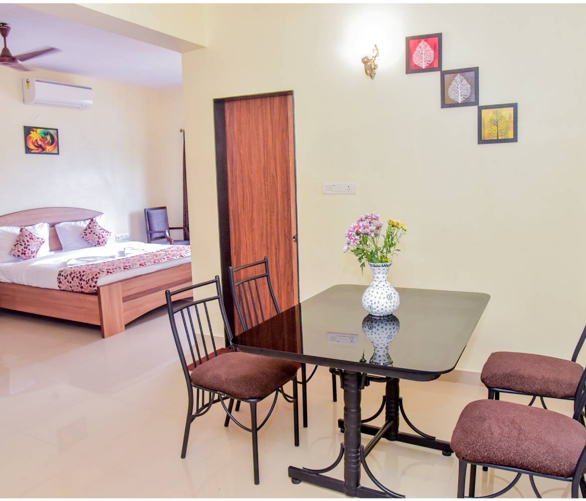 Hotel Candolim Grande - Tap to explore photos