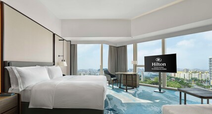 Hilton Foshan Shunde Room Type - KING DELUXE ROOM