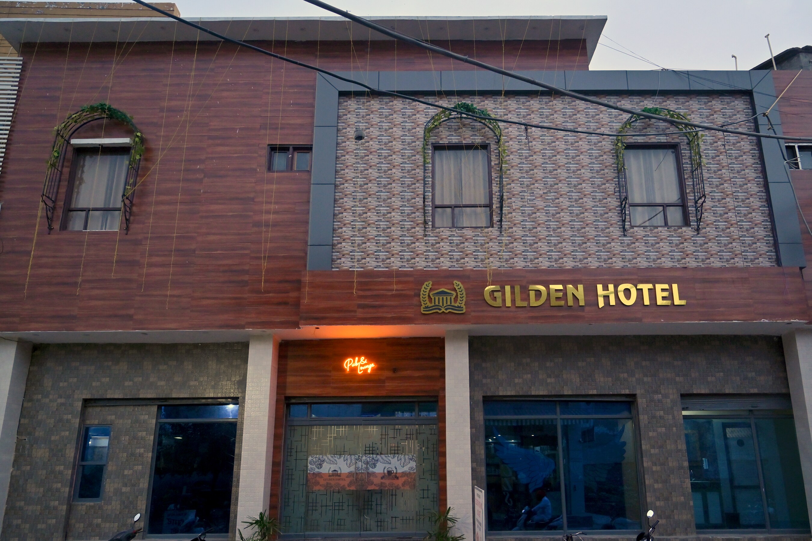 GILDEN HOTEL & RESTAURANT - Tap to explore photos