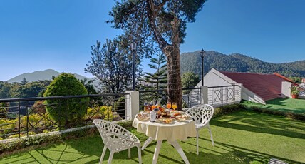 8fold- Pinecrest by Larisa@5 mins drive from Bhimtal Lake Room Type - Valley View Room With Garden