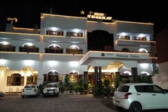 Hotel Maharaja Palace