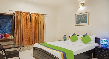 Treebo Excellent Home Room Type - Deluxe Family Room