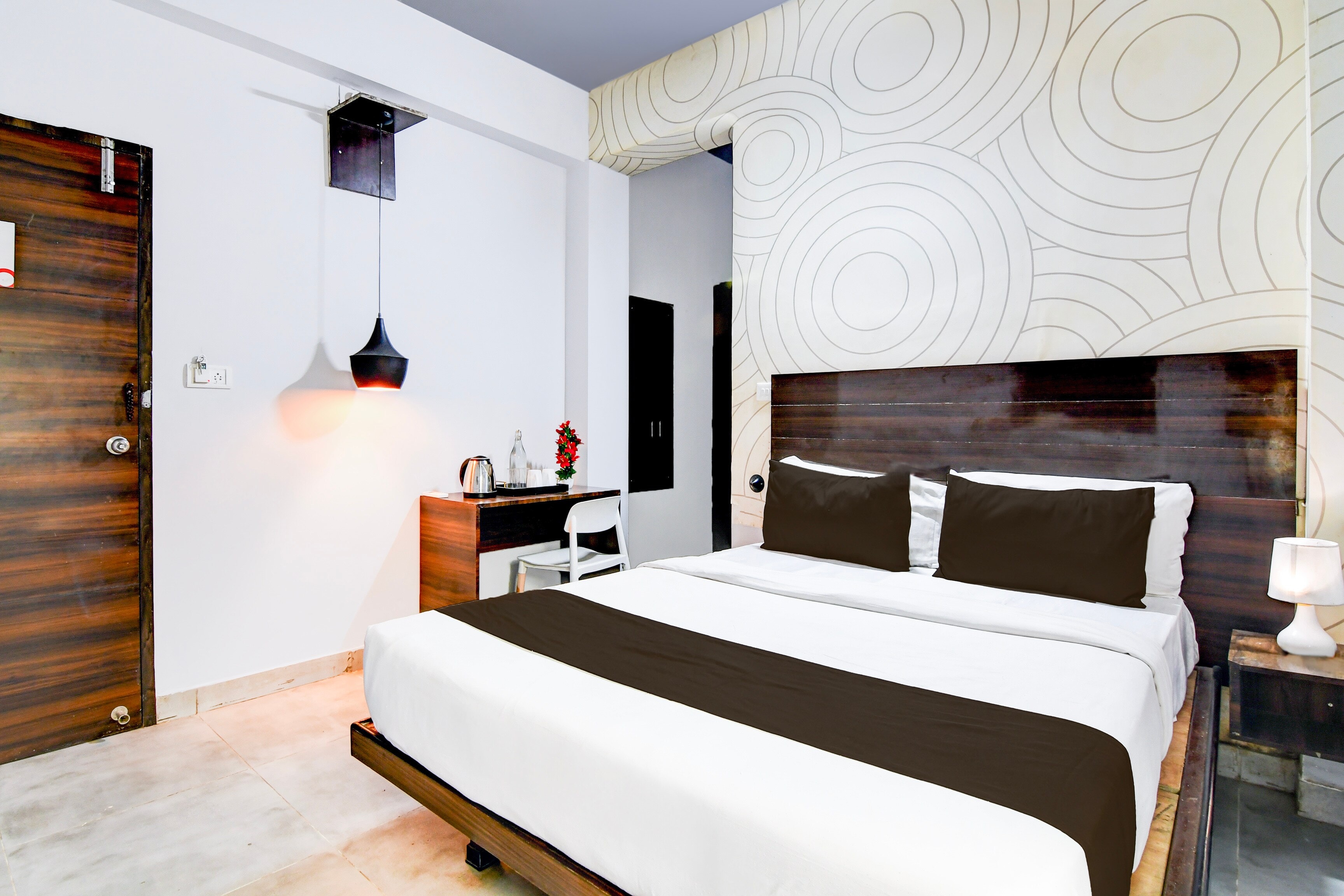 Super Townhouse Chandrasekharpur - Tap to explore photos