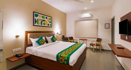Treebo Global Orchid Room Type - Deluxe Family Room