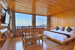 Hotel LA Riqueza Kanatal