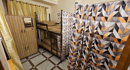 Nirvana By Oztel - Backpacker Hostel Room Type - A Bed in 4 Bed-Mix Dorm Room with Attached washroom