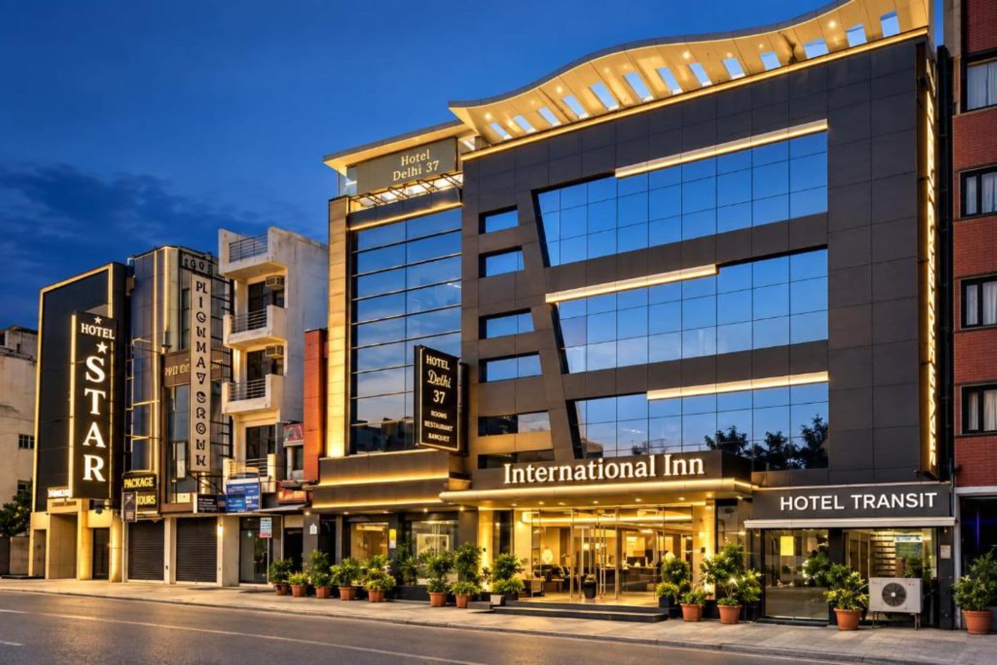 Hotel International Inn by Star Group - Tap to explore photos
