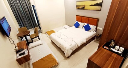 Hotel Srisaila's Nest Room Type - Deluxe Bed superior room