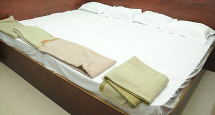 Ahobilam Malolan Tours Room Type - 4 Bedroom (3)
