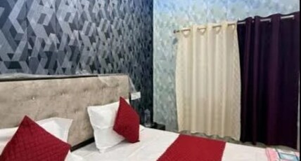 Hotel Yash Dham / Infront Of Entry Gate Room Type - Super Deluxe Room 203