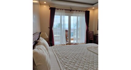 Phuong Binh House Room Type - Family Room with Sea View