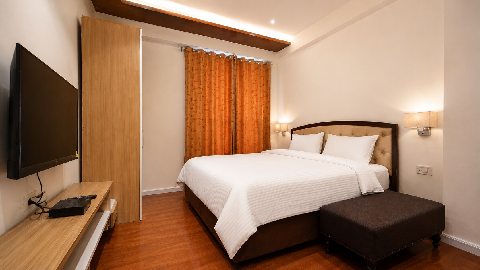 Holiday in Homestay - Tap to explore photos