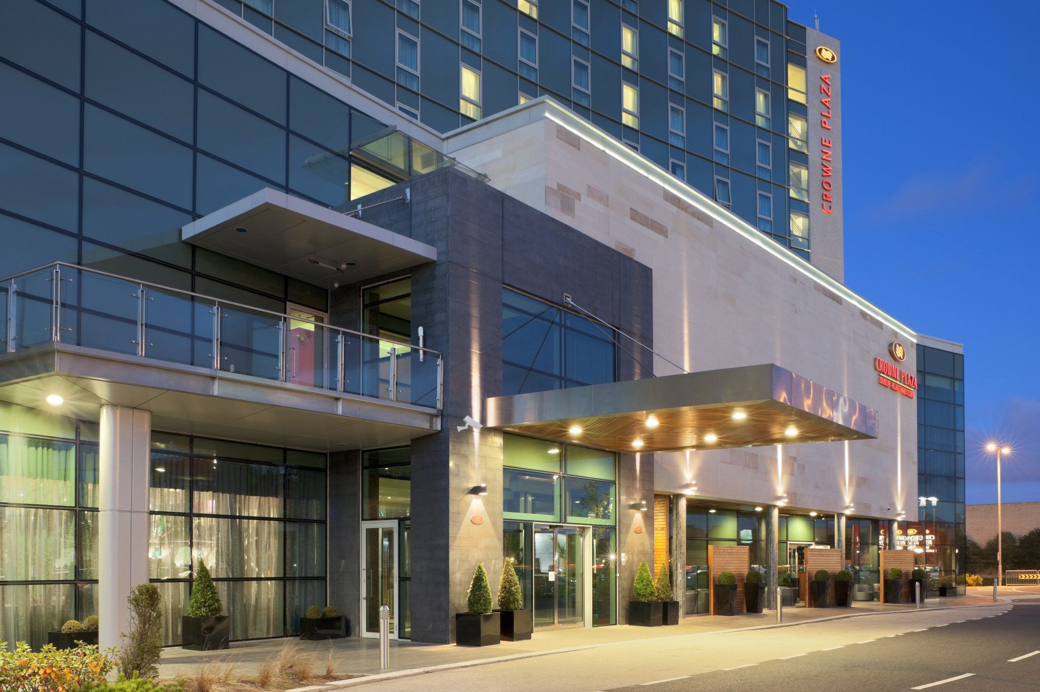 Crowne Plaza Hotel Blanchardstown - Tap to explore photos