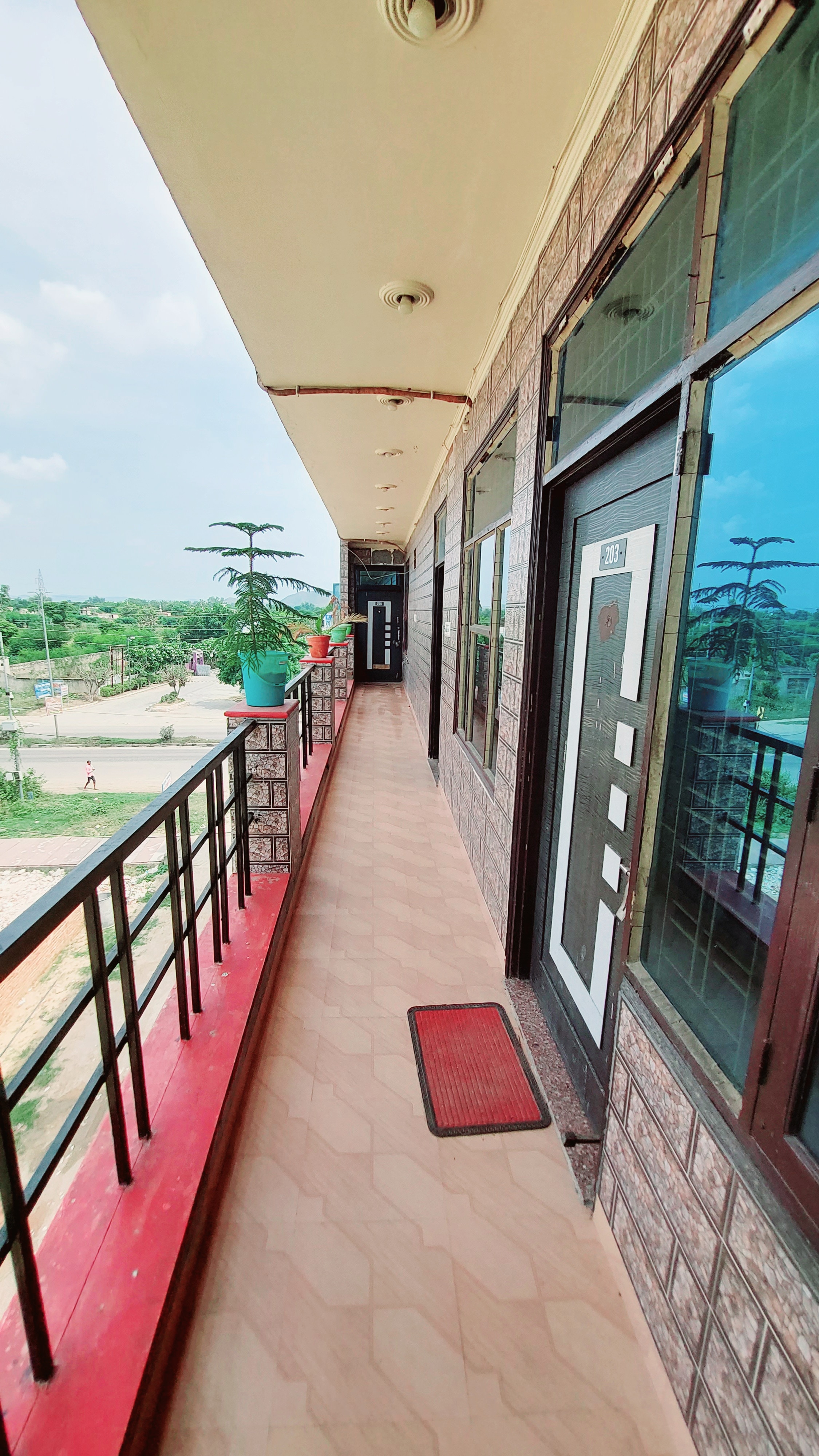 Govind Guest House & Restrant - Tap to explore photos