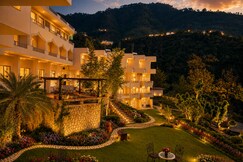 Monal Resort
