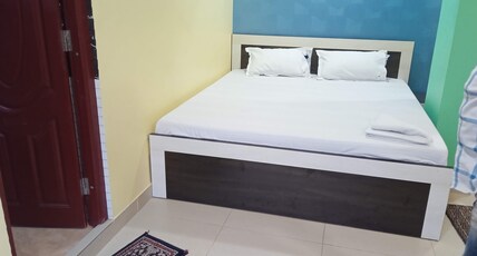 HOTEL SANDSTONE INTERNATIONAL Room Type - Double Bed Non AC Room