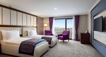 Ramada Plaza By Wyndham Silivri Room Type - Premium Twin Bed Land View