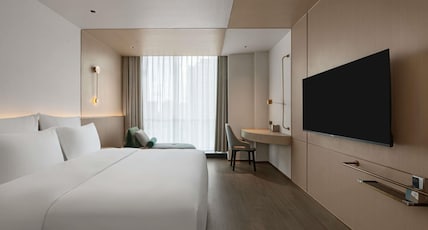 Novotel Kunshan East Room Type - Standard Room, 1 Queen Size Bed