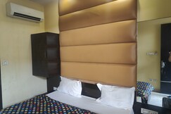 Hotel Samrat