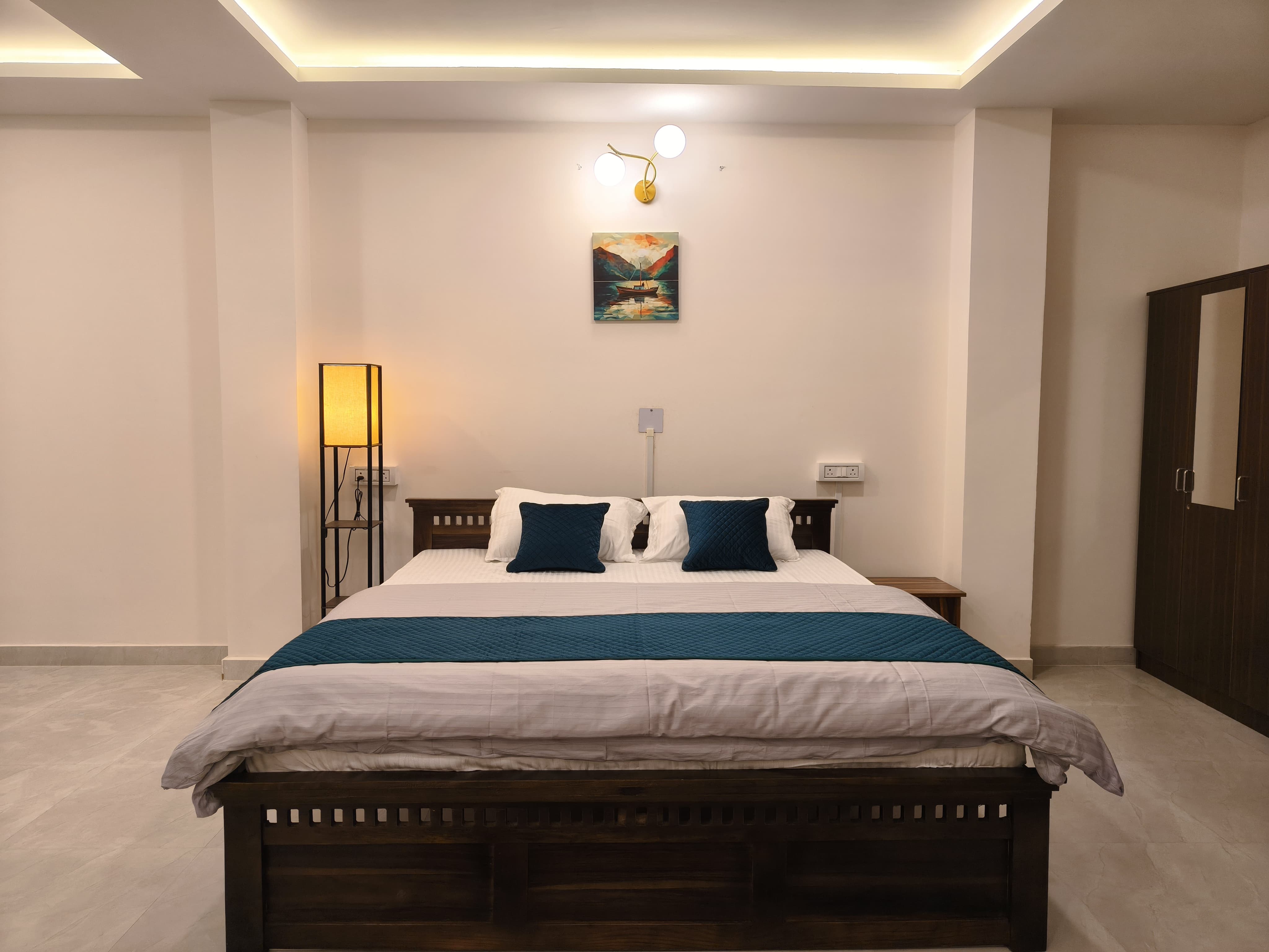 Leafyinn Premium Homestays - Aura - Tap to explore photos