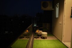 Aurelys Stay Golf course Gurgaon Collection