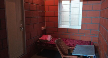 Moonshakers Room Type - The Red-Brick Room