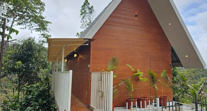 Le Serene Resorts and Spa Munnar Room Type - Wood House Valley View Villa AC with Balcony