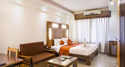 Inderlok @ Rajpur Road Room Type - Deluxe Room with Working Desk Inderlok @ Rajpur Road Room Type - Deluxe Room with Working Desk