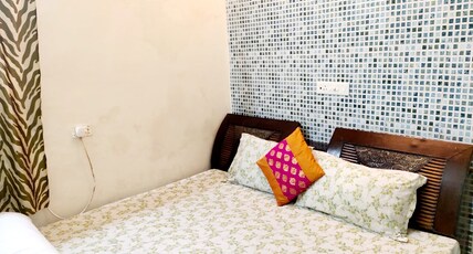 Hotel Pathik Room Type - Deluxe Room