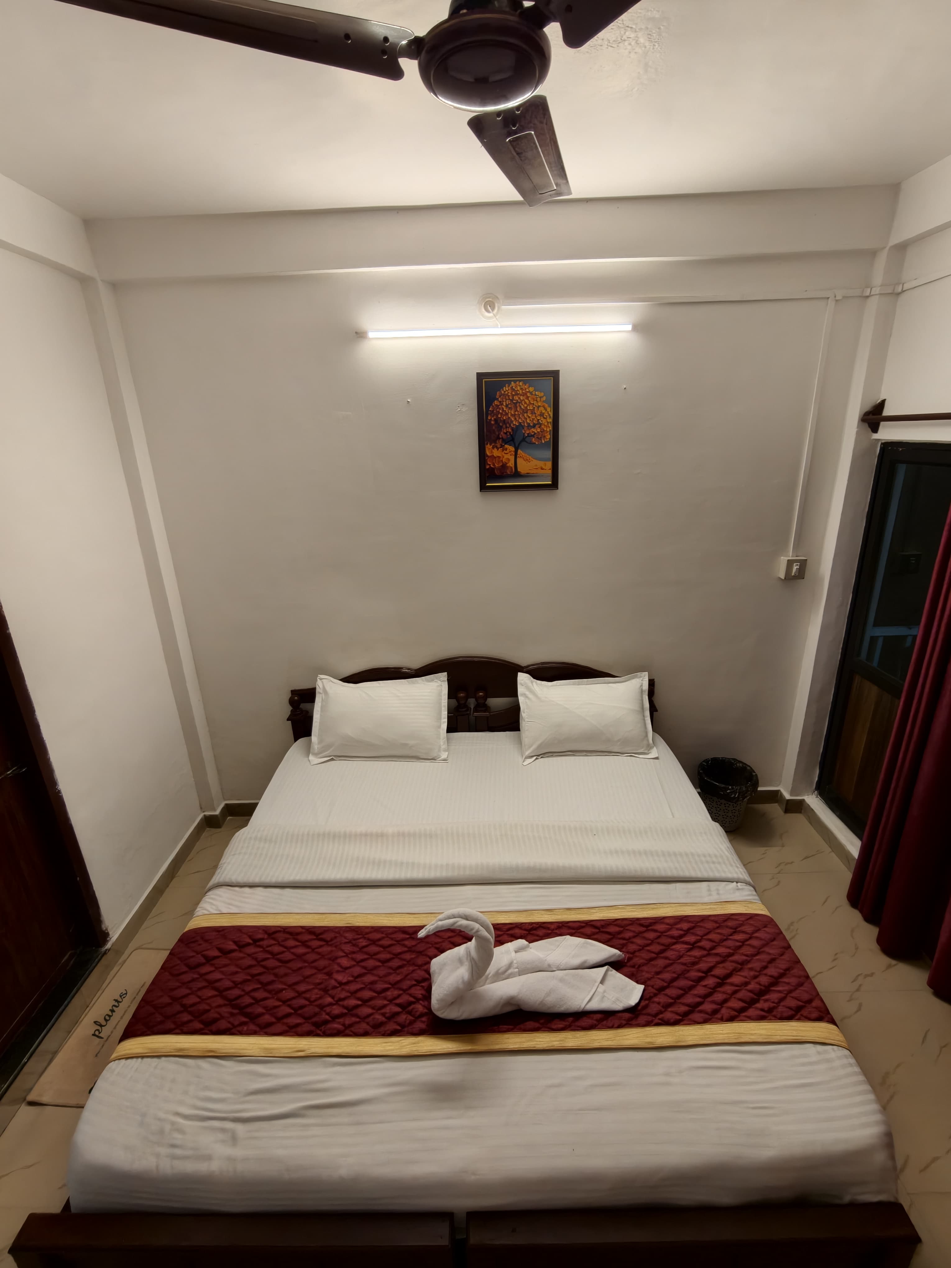 The Kenstar home stay - Tap to explore photos