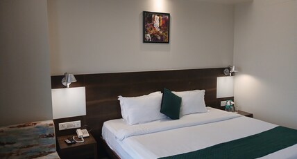Hotel Silver Cloud Room Type - Super Deluxe