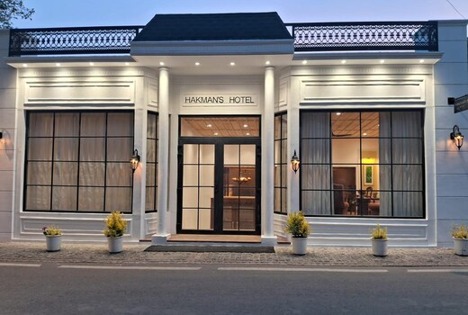 Hakmans Hotel | A Heritage property on Mall Road | Free Onsite Car Parking